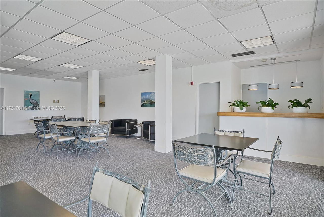 Real estate property located at 9381 Bay Harbor Dr #401N, Miami-dade, London Towers Condo, Bay Harbor Islands, FL