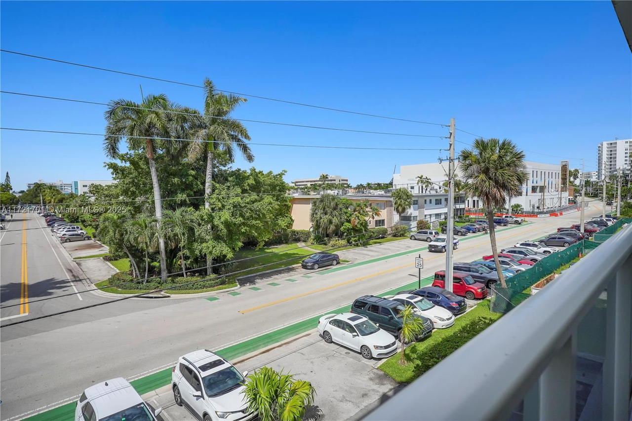 Real estate property located at 9381 Bay Harbor Dr #401N, Miami-dade, London Towers Condo, Bay Harbor Islands, FL