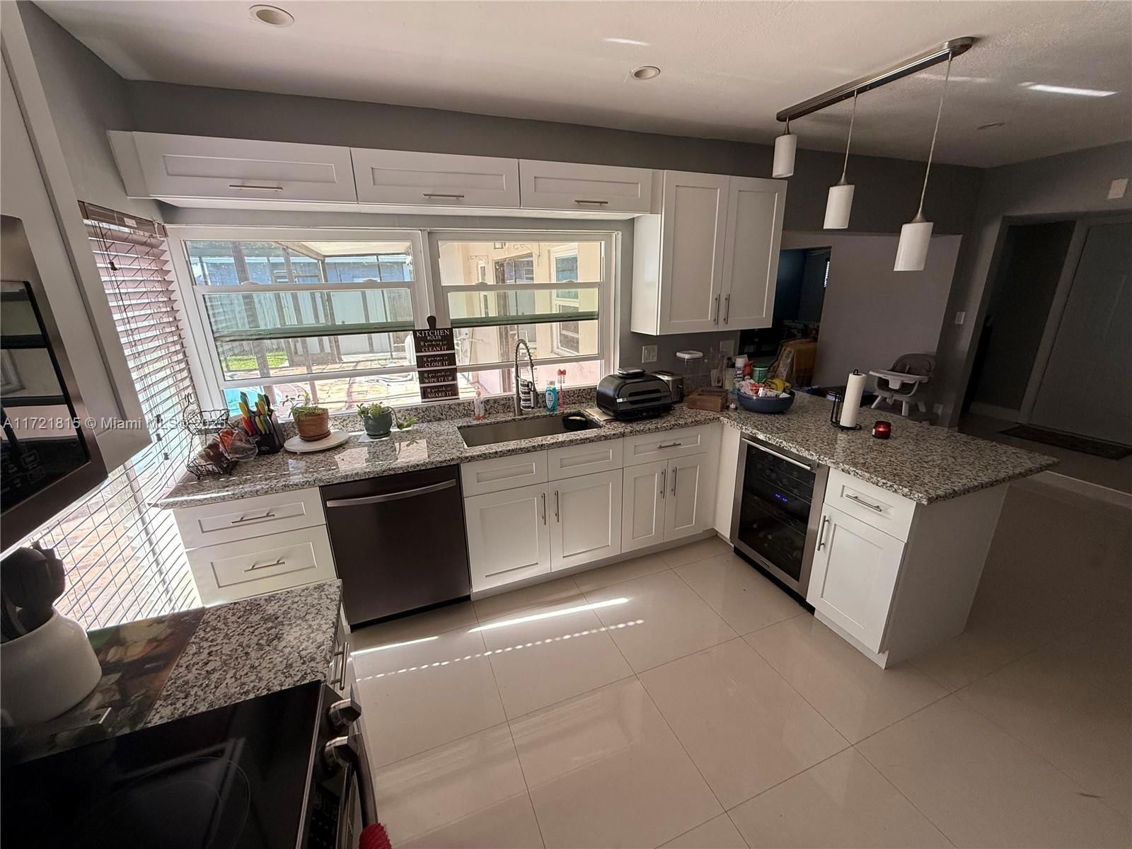 Real estate property located at 11200 181st St, Miami-dade, Green Hills Sec 1, Miami, FL