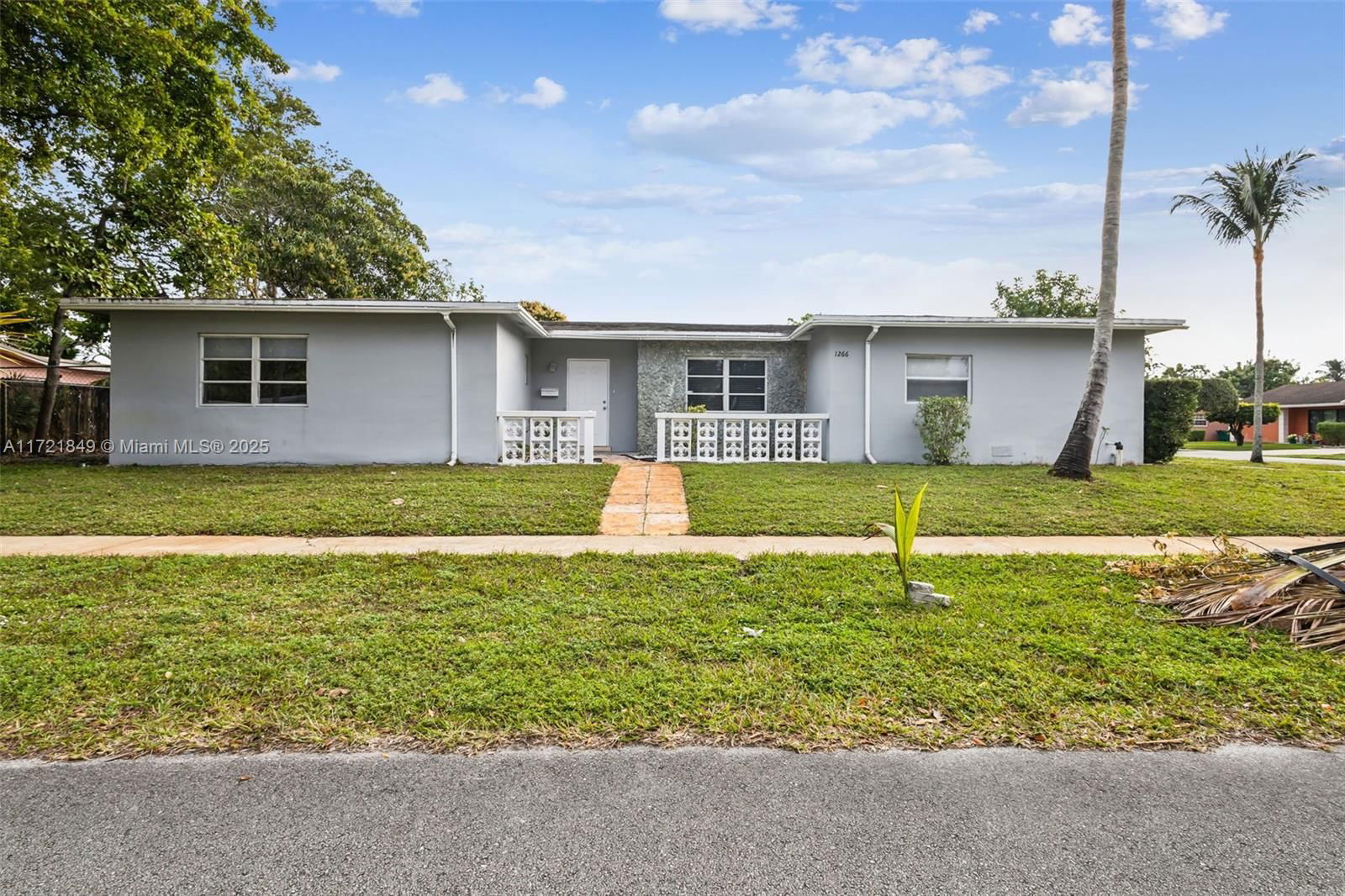 Real estate property located at 1266 58th Ave, Broward, FERN SUB NO ONE, Lauderhill, FL