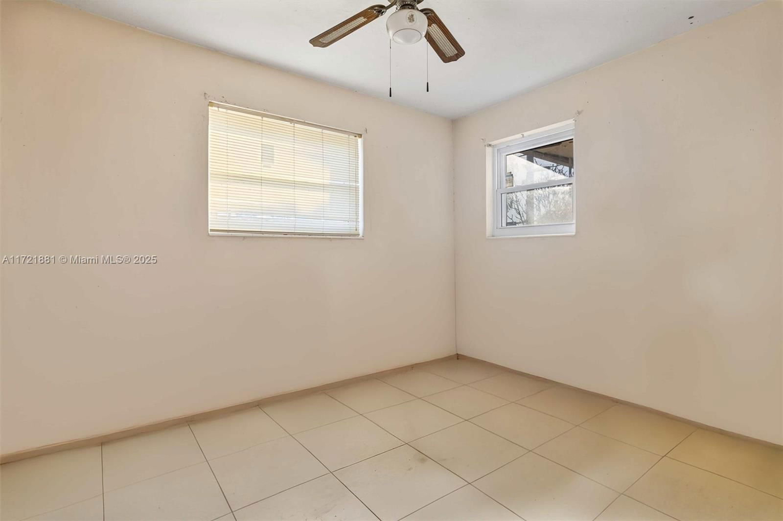 Real estate property located at 10071 16th St, Miami-dade, Coral Pk Est Sec 6, Miami, FL