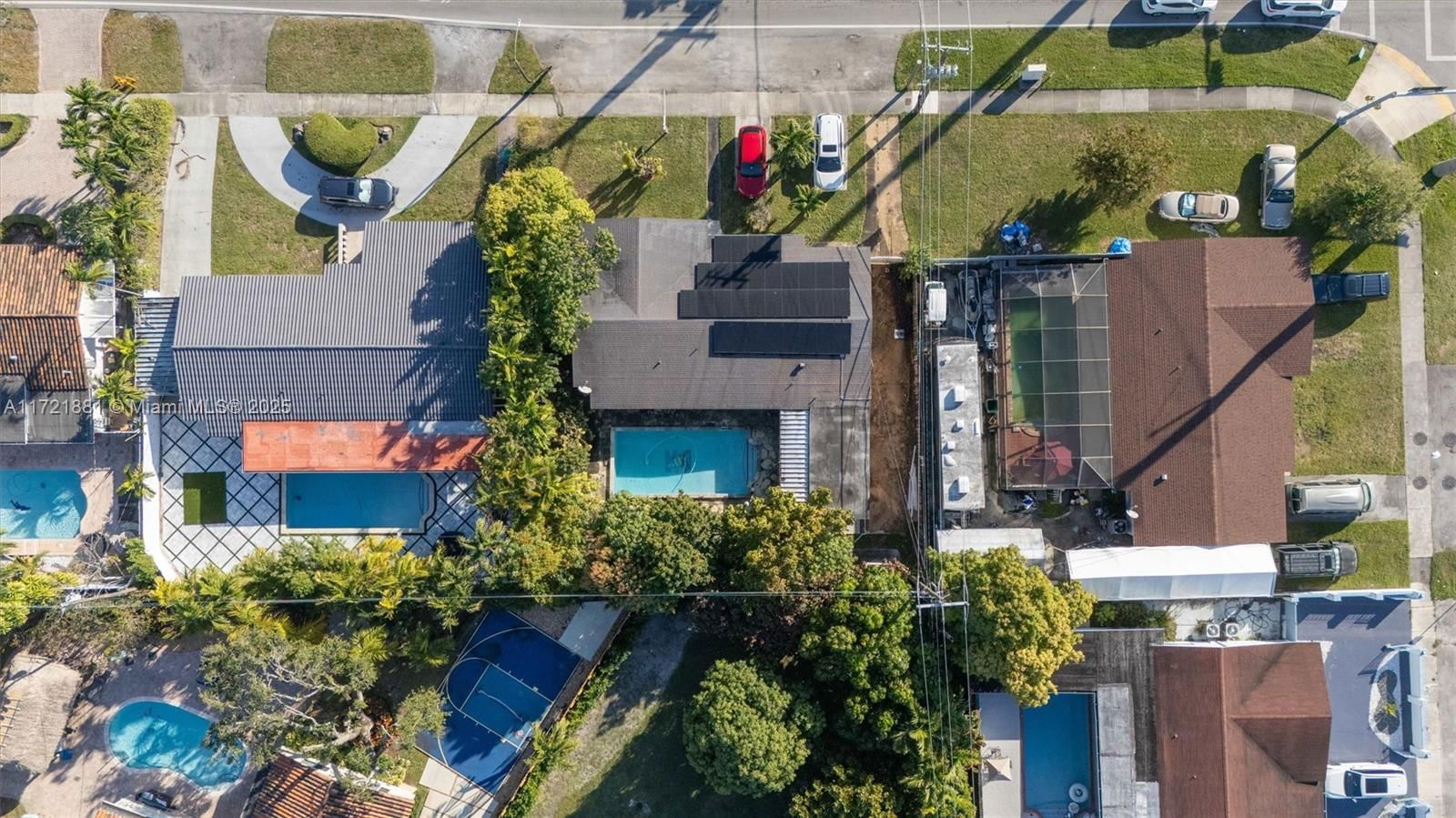 Real estate property located at 10071 16th St, Miami-dade, Coral Pk Est Sec 6, Miami, FL