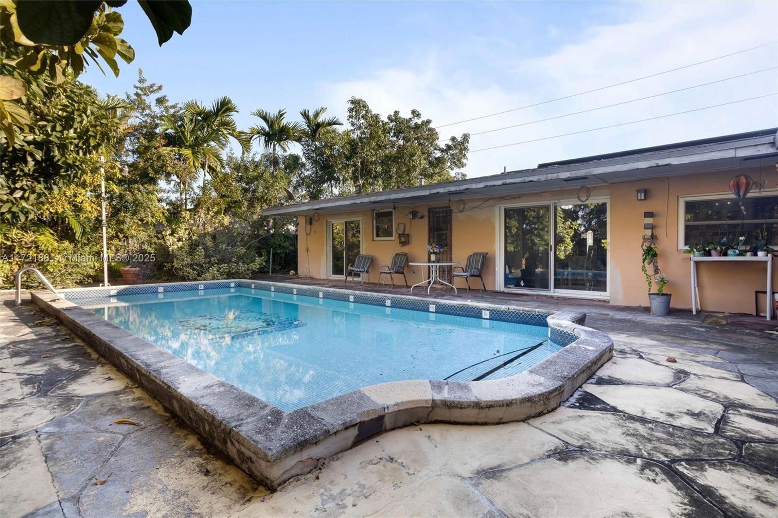 Real estate property located at 10071 16th St, Miami-dade, Coral Pk Est Sec 6, Miami, FL