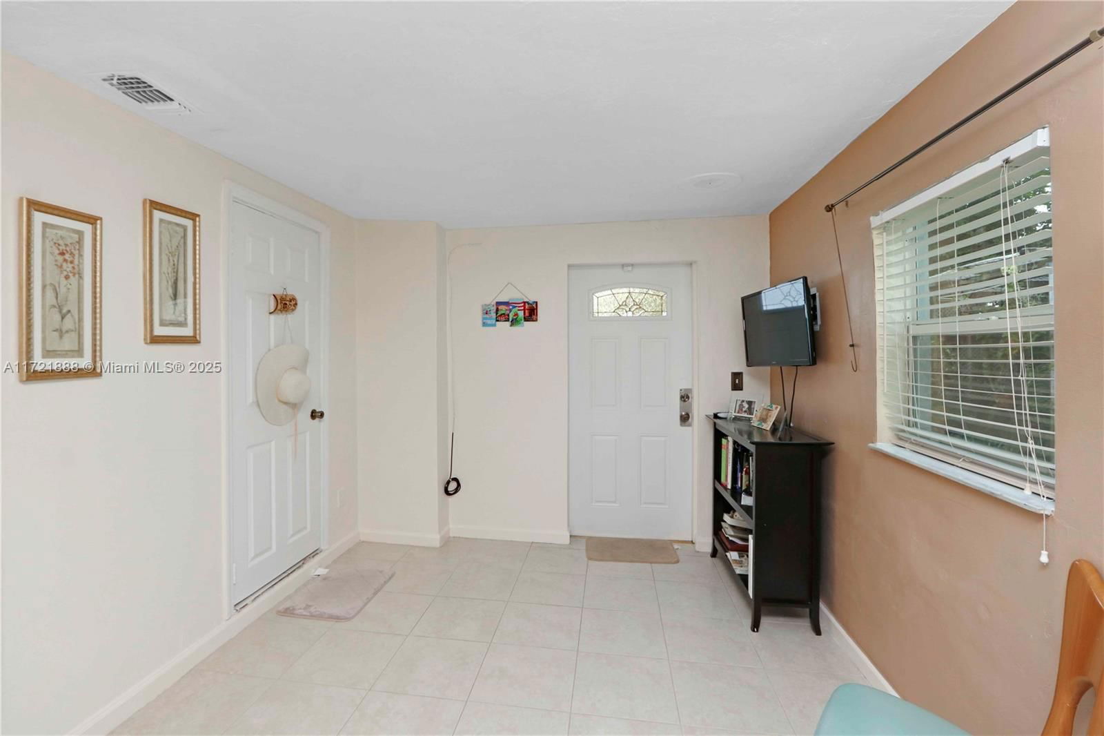 Real estate property located at 3610 39th Ave, Broward, Lake Forest Sec 2, West Park, FL