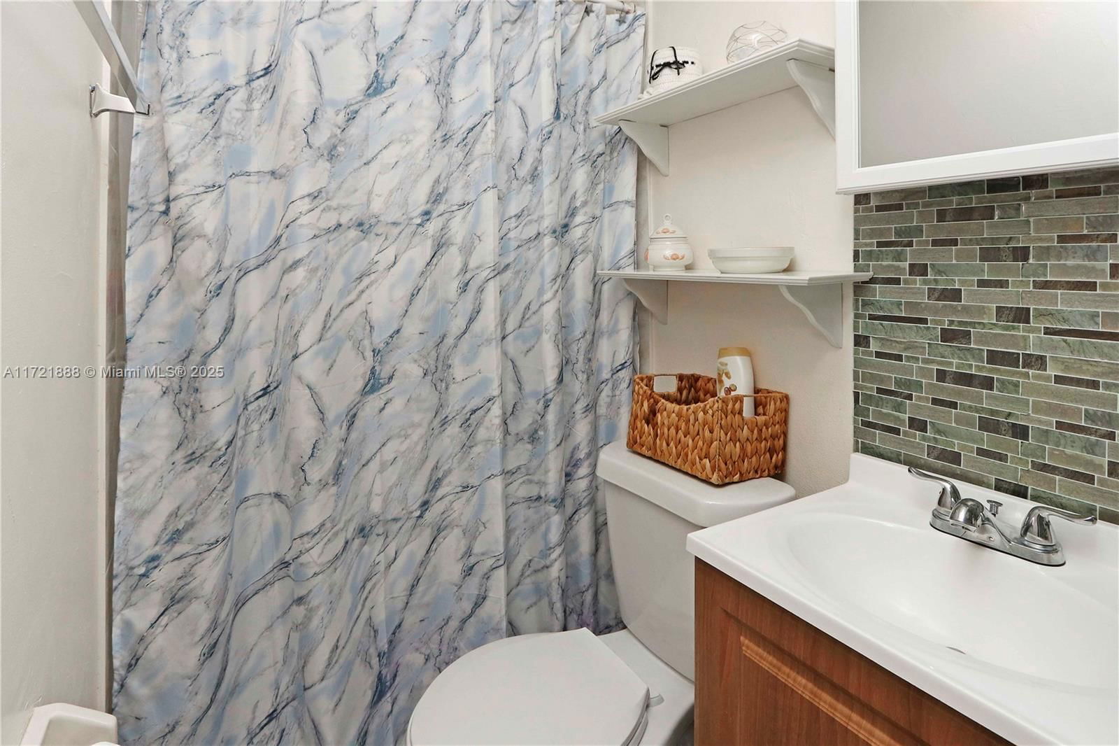 Real estate property located at 3610 39th Ave, Broward, Lake Forest Sec 2, West Park, FL