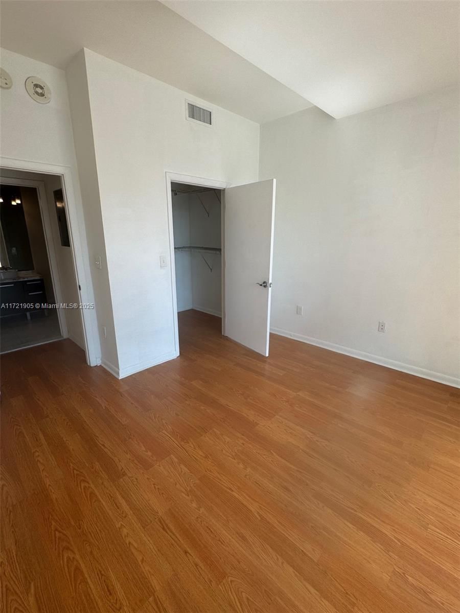 Real estate property located at 244 Biscayne Blvd #2707, Miami-dade, Vizcayne North Condo, Miami, FL