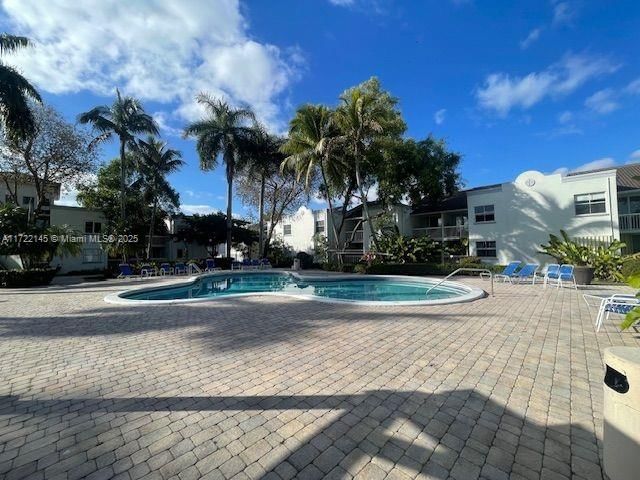 Real estate property located at 4677 97th Ct #27, Miami-dade, The Greens At Doral Condo, Doral, FL