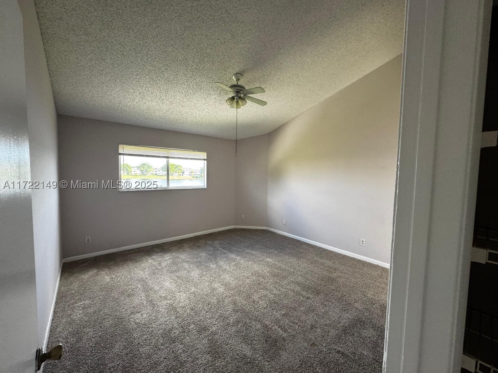 Real estate property located at 3437 44th St #208, Broward, Summer Lake, Oakland Park, FL