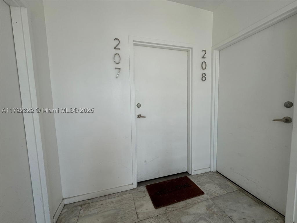Real estate property located at 810 7th St #207, Miami-dade, First Deco Condo, Miami Beach, FL