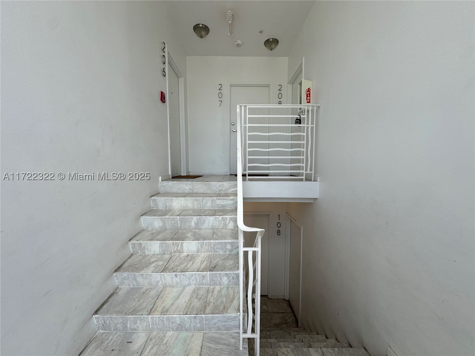 Real estate property located at 810 7th St #207, Miami-dade, First Deco Condo, Miami Beach, FL