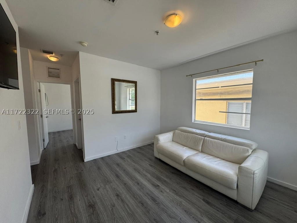 Real estate property located at 810 7th St #207, Miami-dade, First Deco Condo, Miami Beach, FL