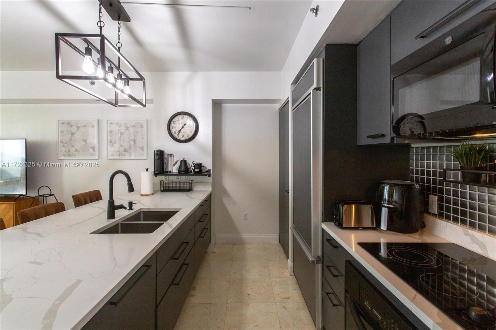 Real estate property located at 1830 Ocean Dr #1712, Broward, Beach Club Two Condo, Hallandale Beach, FL