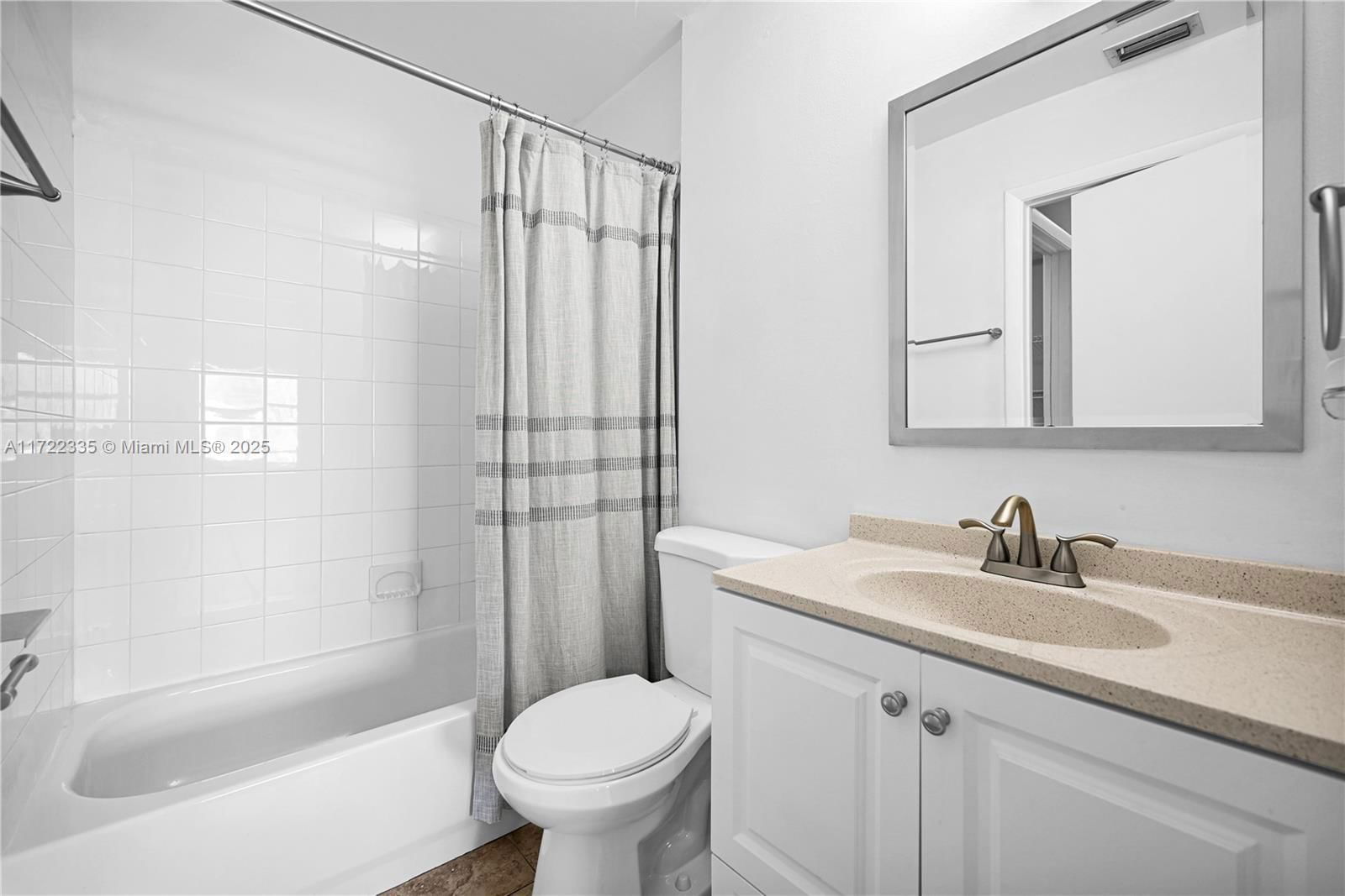 Real estate property located at 385 113 WAY #385, Broward, Fairway Greens Condo Homes, Hollywood, FL