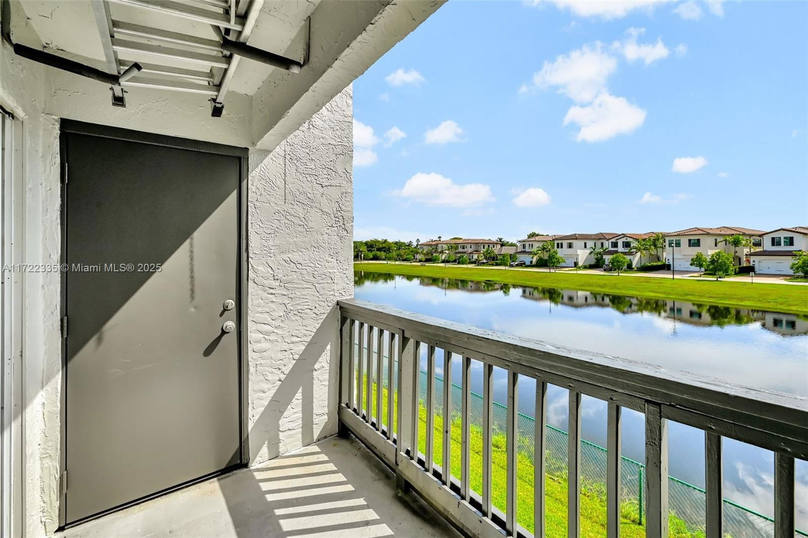 Real estate property located at 385 113 WAY #385, Broward, Fairway Greens Condo Homes, Hollywood, FL