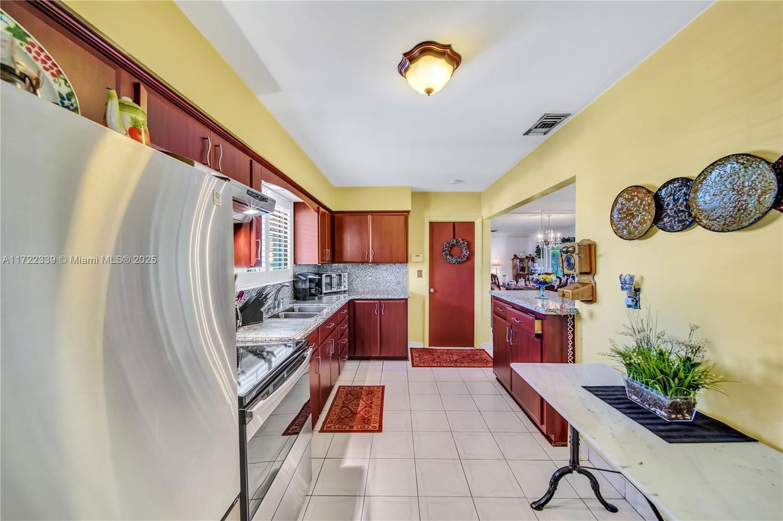 Real estate property located at 4448 37th Ave, Broward, Davis Isles Sec 5, Dania Beach, FL