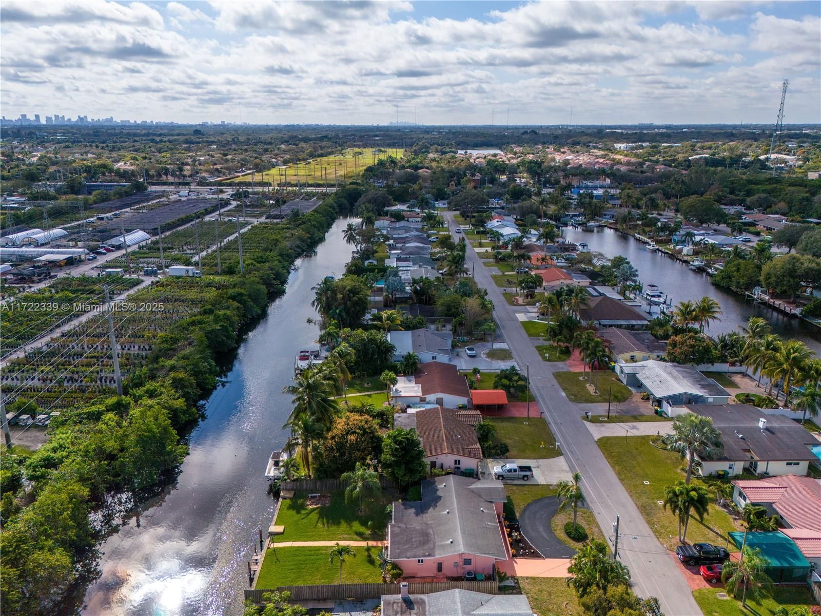 Real estate property located at 4448 37th Ave, Broward, Davis Isles Sec 5, Dania Beach, FL