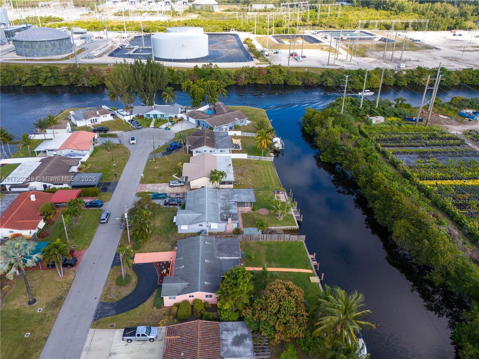Real estate property located at 4448 37th Ave, Broward, Davis Isles Sec 5, Dania Beach, FL