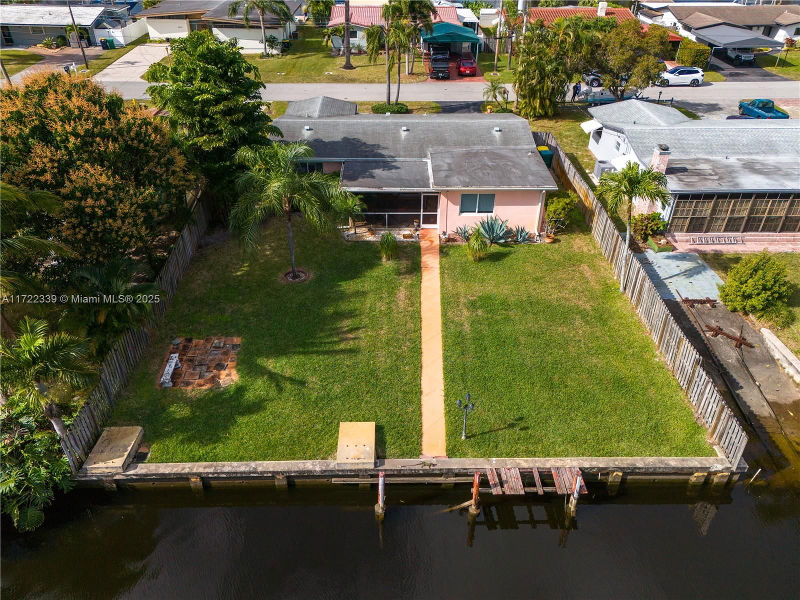 Real estate property located at 4448 37th Ave, Broward, Davis Isles Sec 5, Dania Beach, FL
