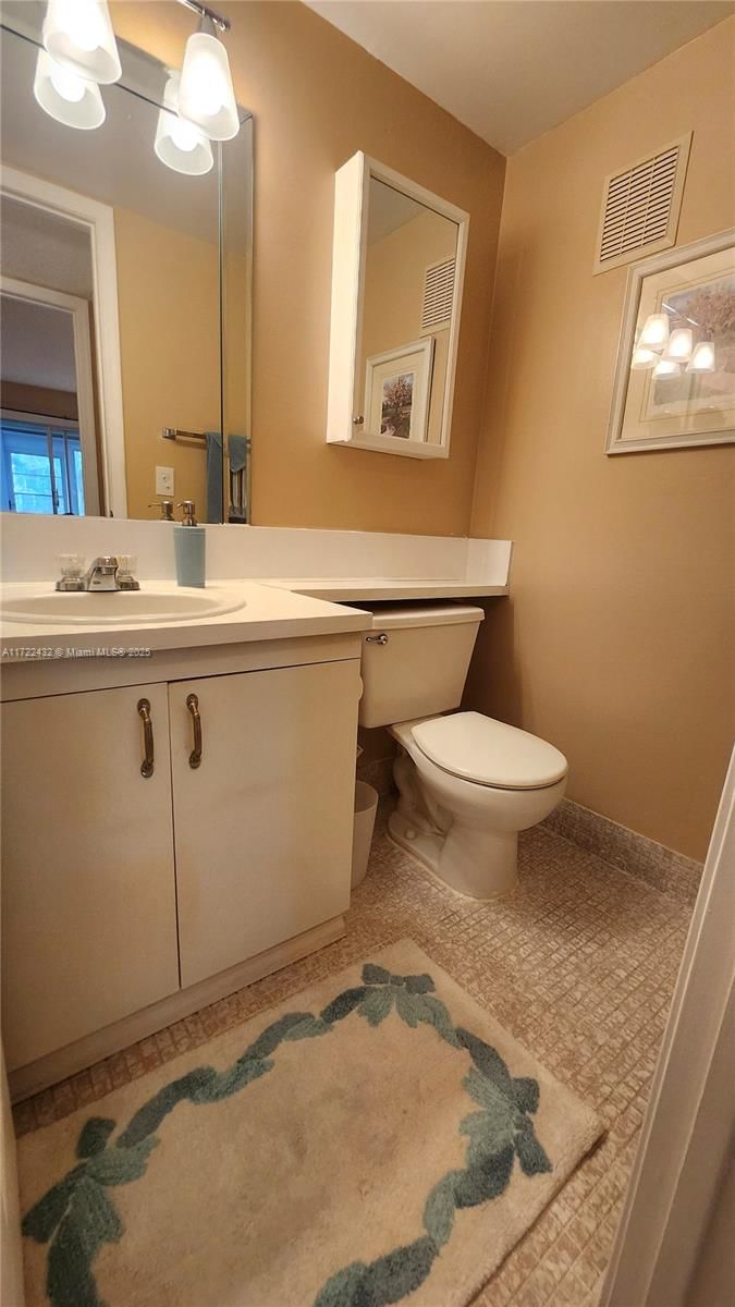 Real estate property located at 1076 Newport Q #1076, Broward, Newport Q Condo, Deerfield Beach, FL