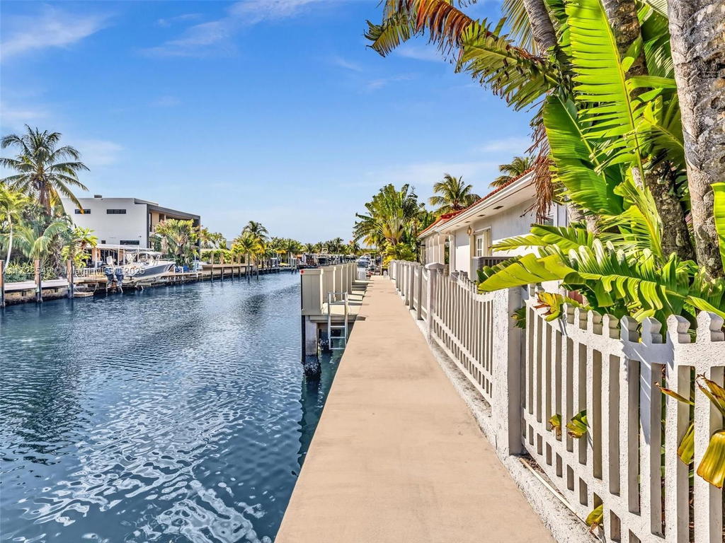 Real estate property located at 12904 Banyan Rd, Miami-dade, Venetian Sec Keystone Poi, North Miami, FL