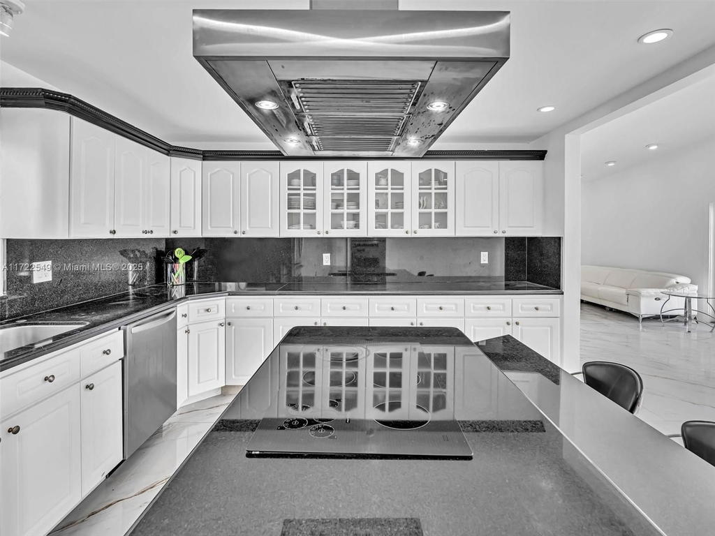 Real estate property located at 12904 Banyan Rd, Miami-dade, Venetian Sec Keystone Poi, North Miami, FL