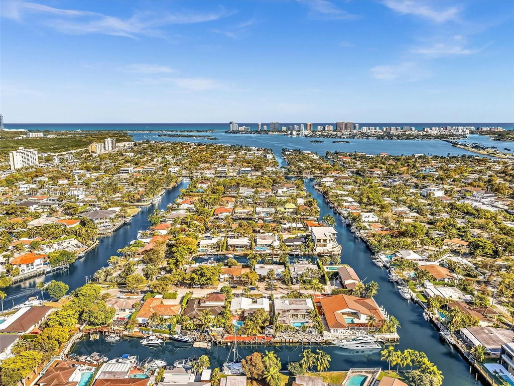 Real estate property located at 12904 Banyan Rd, Miami-dade, Venetian Sec Keystone Poi, North Miami, FL