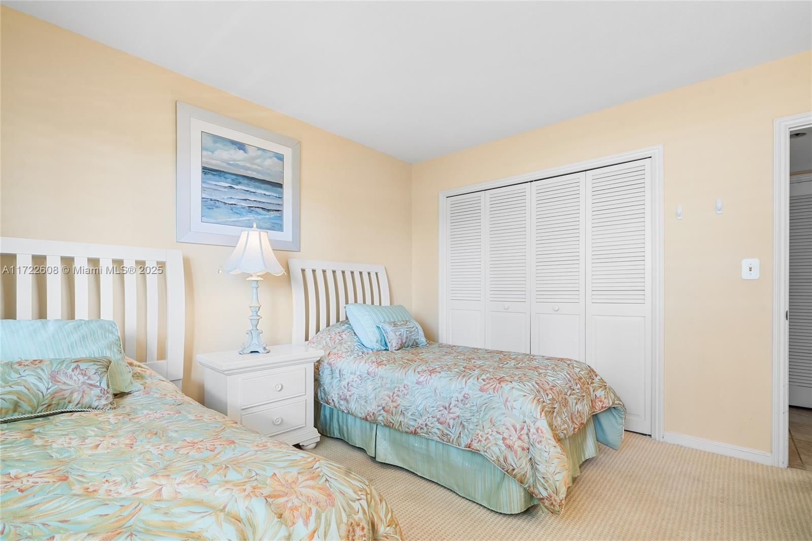 Real estate property located at 350 Beach Rd #204, Palm Beach, Island House Northeast Co, Tequesta, FL
