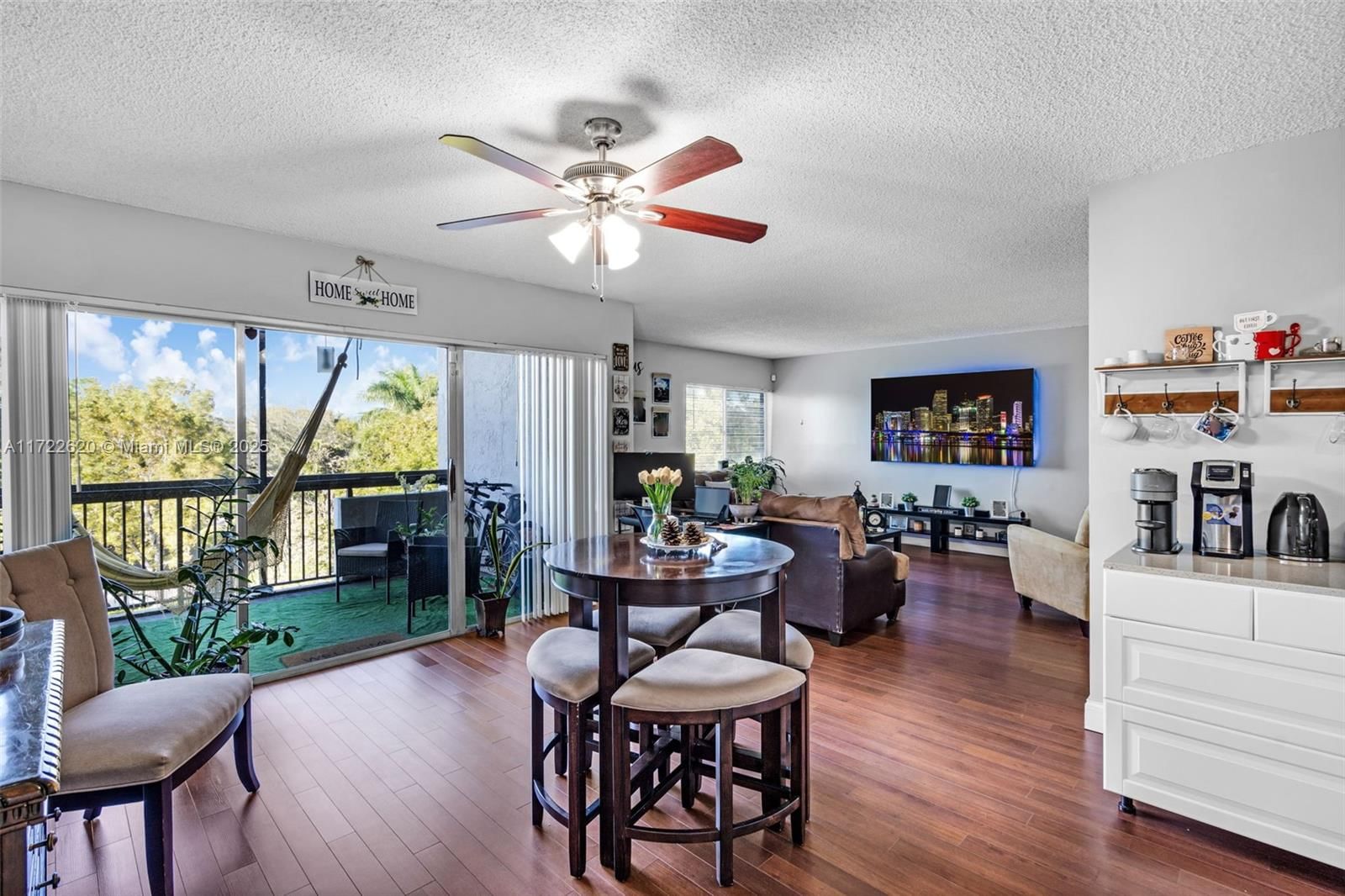 Real estate property located at 711 Pine Island Rd #406, Broward, Belasera At Pine Island C, Plantation, FL
