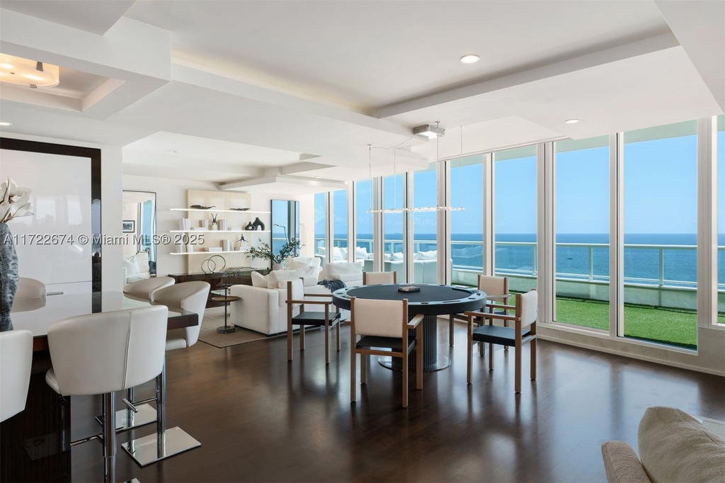 Real estate property located at 1 Fort Lauderdale Beach Blvd #2102, Broward, Ritz-carlton, Fort Lauderdale, FL