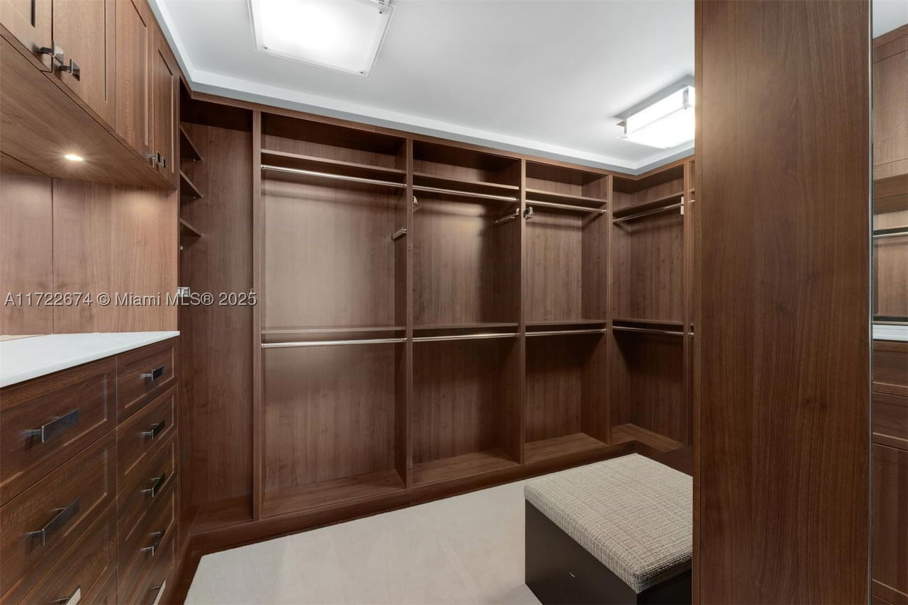 Real estate property located at 1 Fort Lauderdale Beach Blvd #2102, Broward, Ritz-carlton, Fort Lauderdale, FL