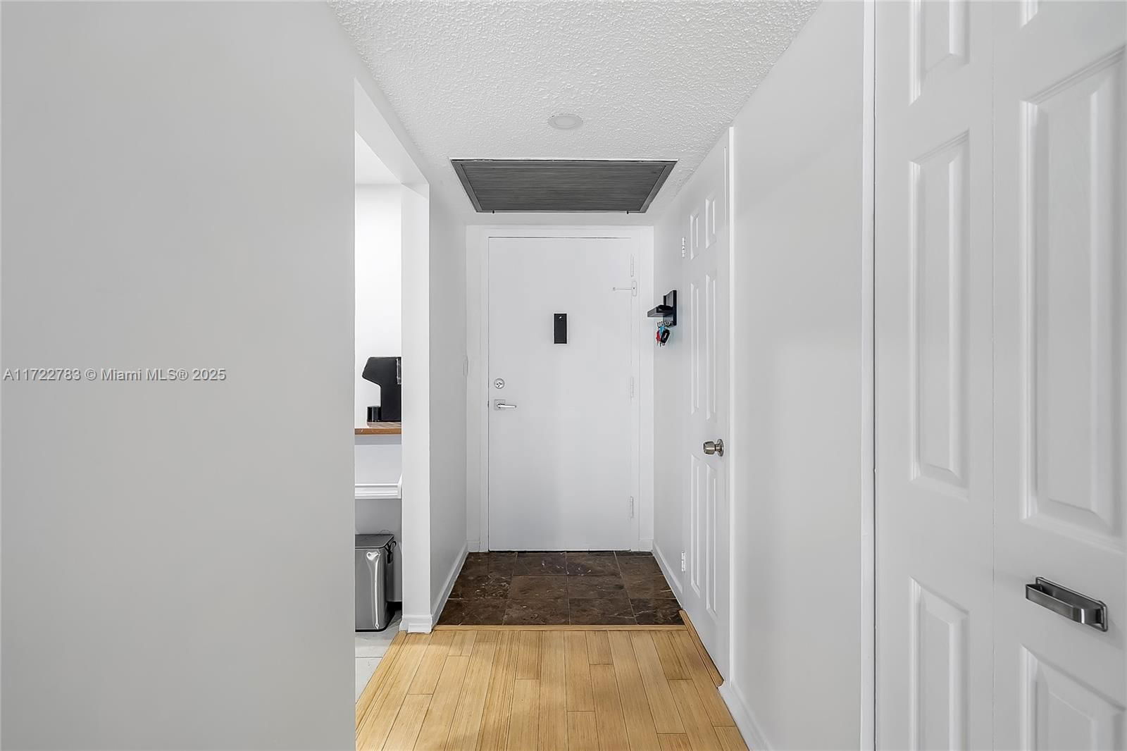 Real estate property located at 800 Parkview Dr #316, Broward, Oceanview Park Condo, Hallandale Beach, FL