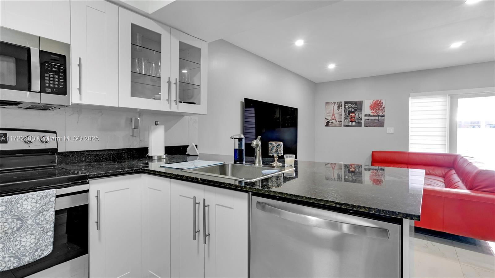 Real estate property located at 7025 3rd Ct, Miami-dade, 2nd Addn To Palm Springs, Hialeah, FL
