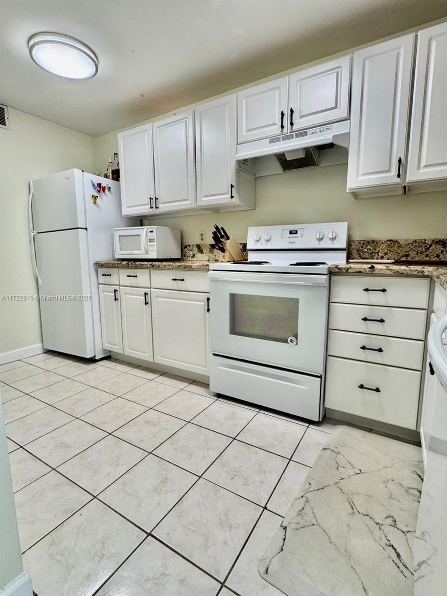 Real estate property located at 108 Paradise Harbour Blvd #507, Palm Beach, Paradise Villas Condo, North Palm Beach, FL