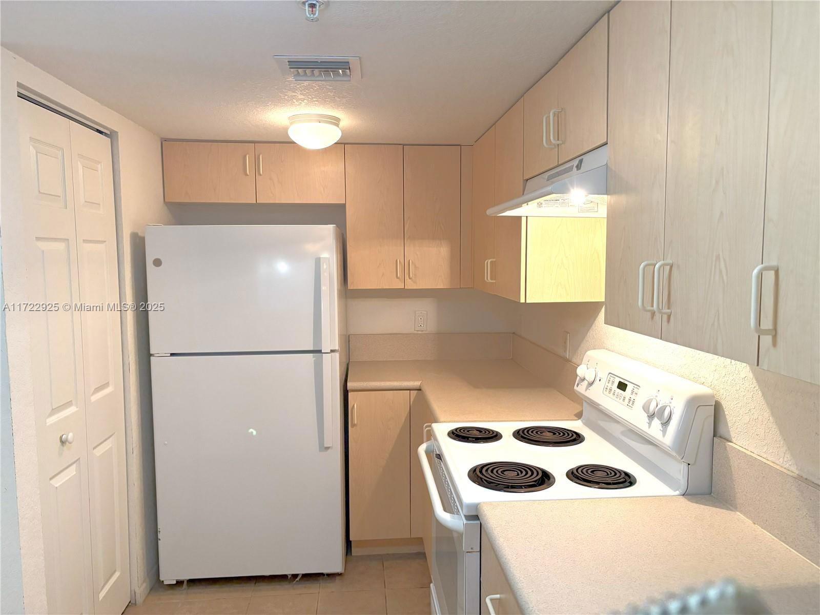 Real estate property located at 3452 Cypress Trl G-102, Palm Beach, Cypress Trail Condo, West Palm Beach, FL