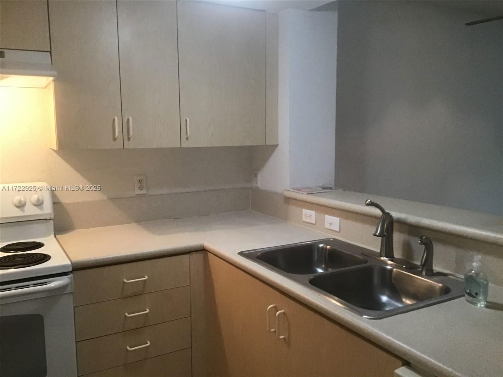 Real estate property located at 3452 Cypress Trl G-102, Palm Beach, Cypress Trail Condo, West Palm Beach, FL