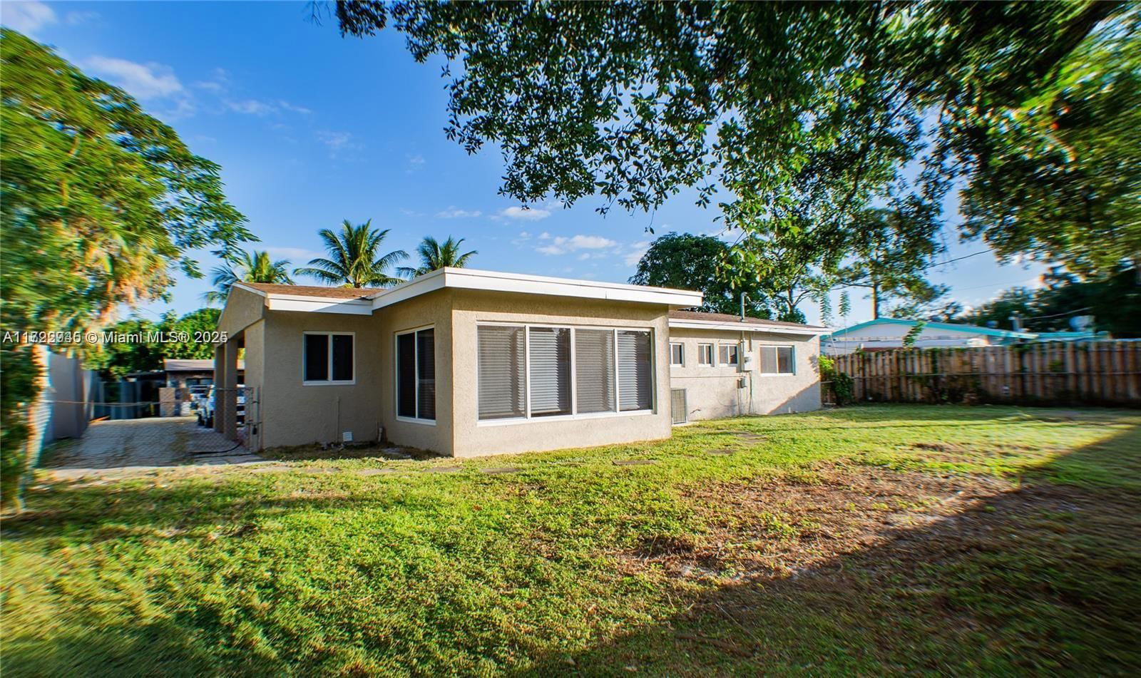 Real estate property located at 3220 4th Ct, Broward, Browardale, Lauderhill, FL