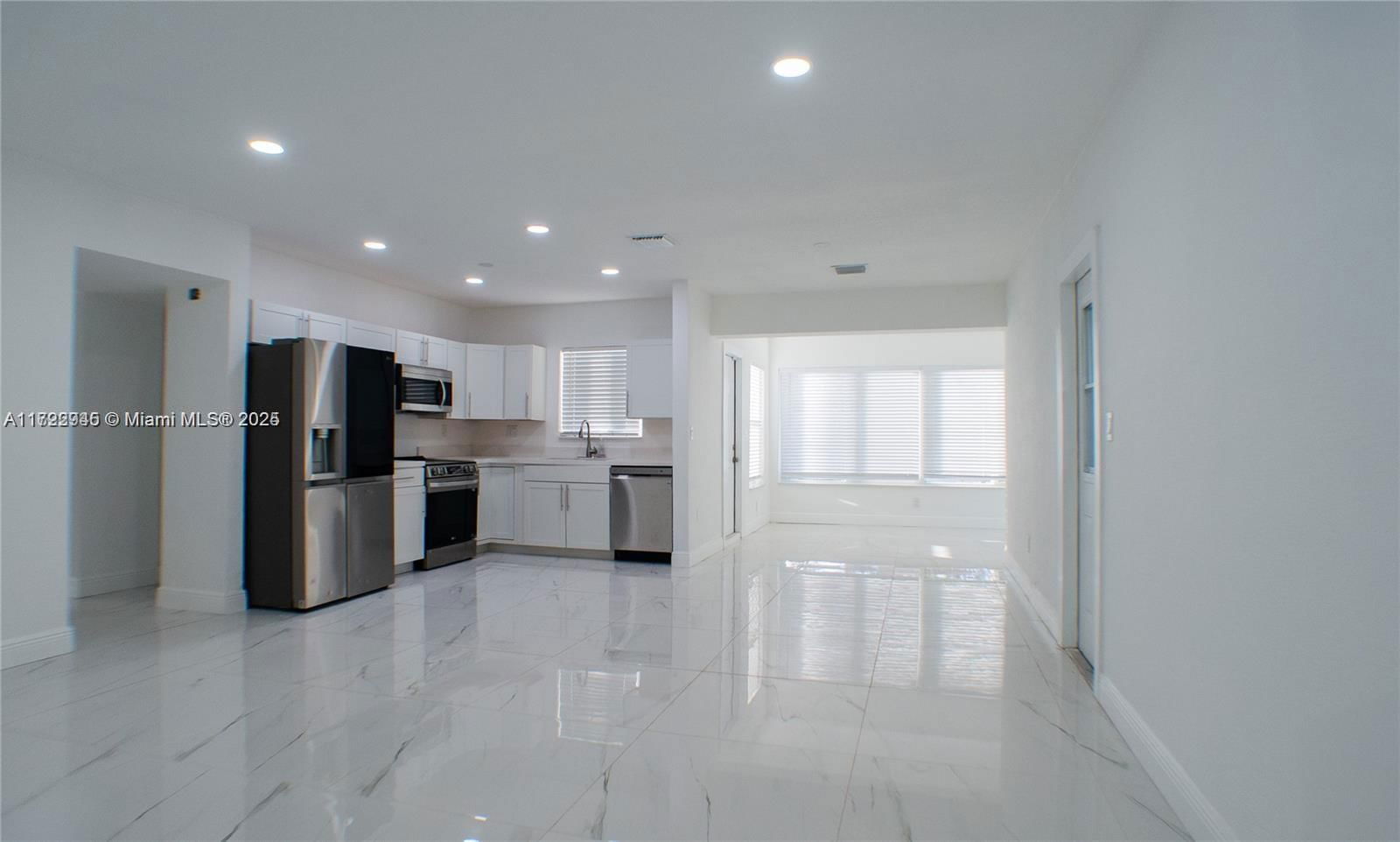 Real estate property located at 3220 4th Ct, Broward, Browardale, Lauderhill, FL
