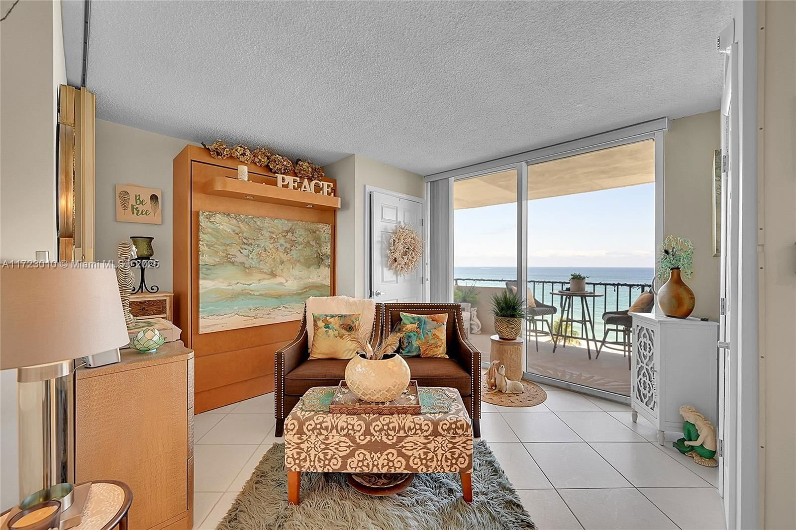 Real estate property located at 2000 Ocean Blvd #8D, Broward, Royal Coast Condo, Lauderdale By The Sea, FL