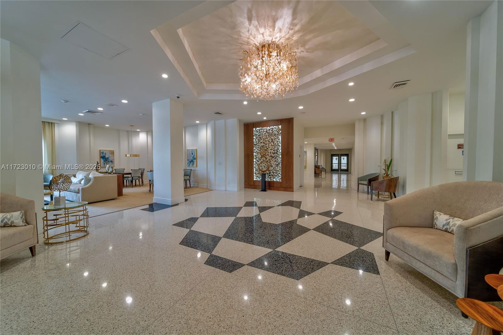 Real estate property located at 2000 Ocean Blvd #8D, Broward, Royal Coast Condo, Lauderdale By The Sea, FL