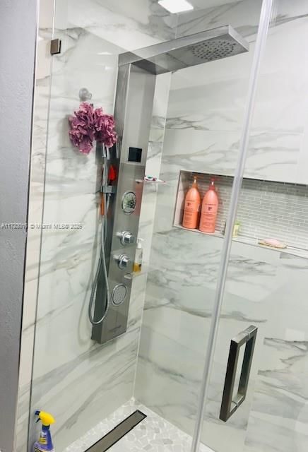 Real estate property located at 1719 56th Ter #608, Miami-dade, Villa 56 Condo, Hialeah, FL