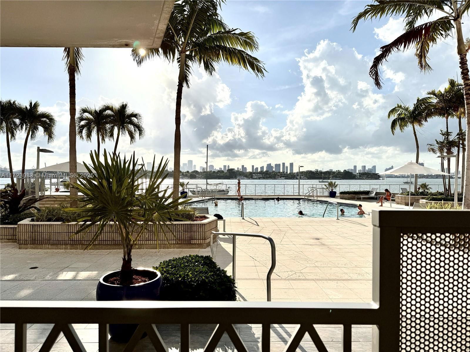 Real estate property located at 800 West Ave #714, Miami-dade, South Bay Club Condo, Miami Beach, FL