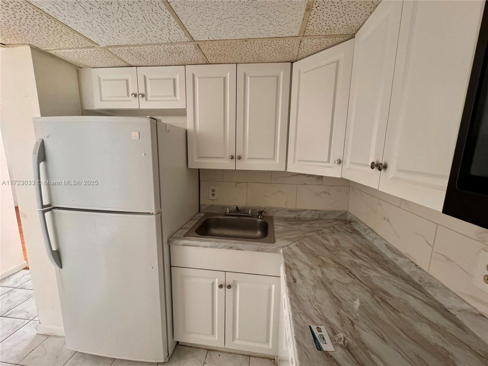 Real estate property located at 800 West Ave #714, Miami-dade, South Bay Club Condo, Miami Beach, FL