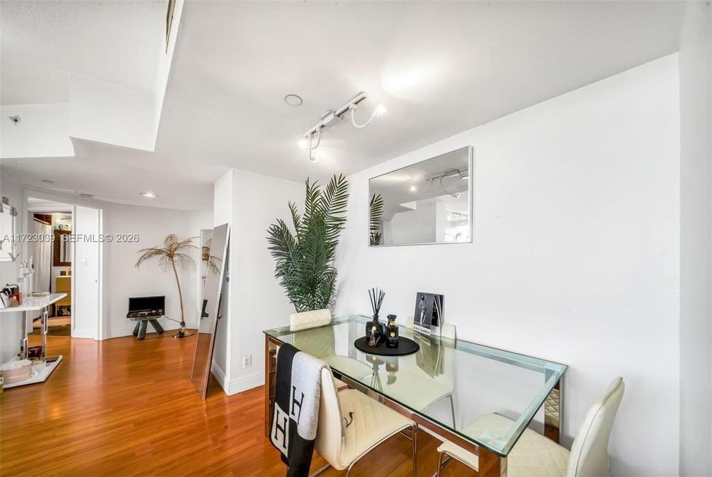 Real estate property located at 1330 West Ave #1904, Miami-dade, The Waverly At South Beac, Miami Beach, FL