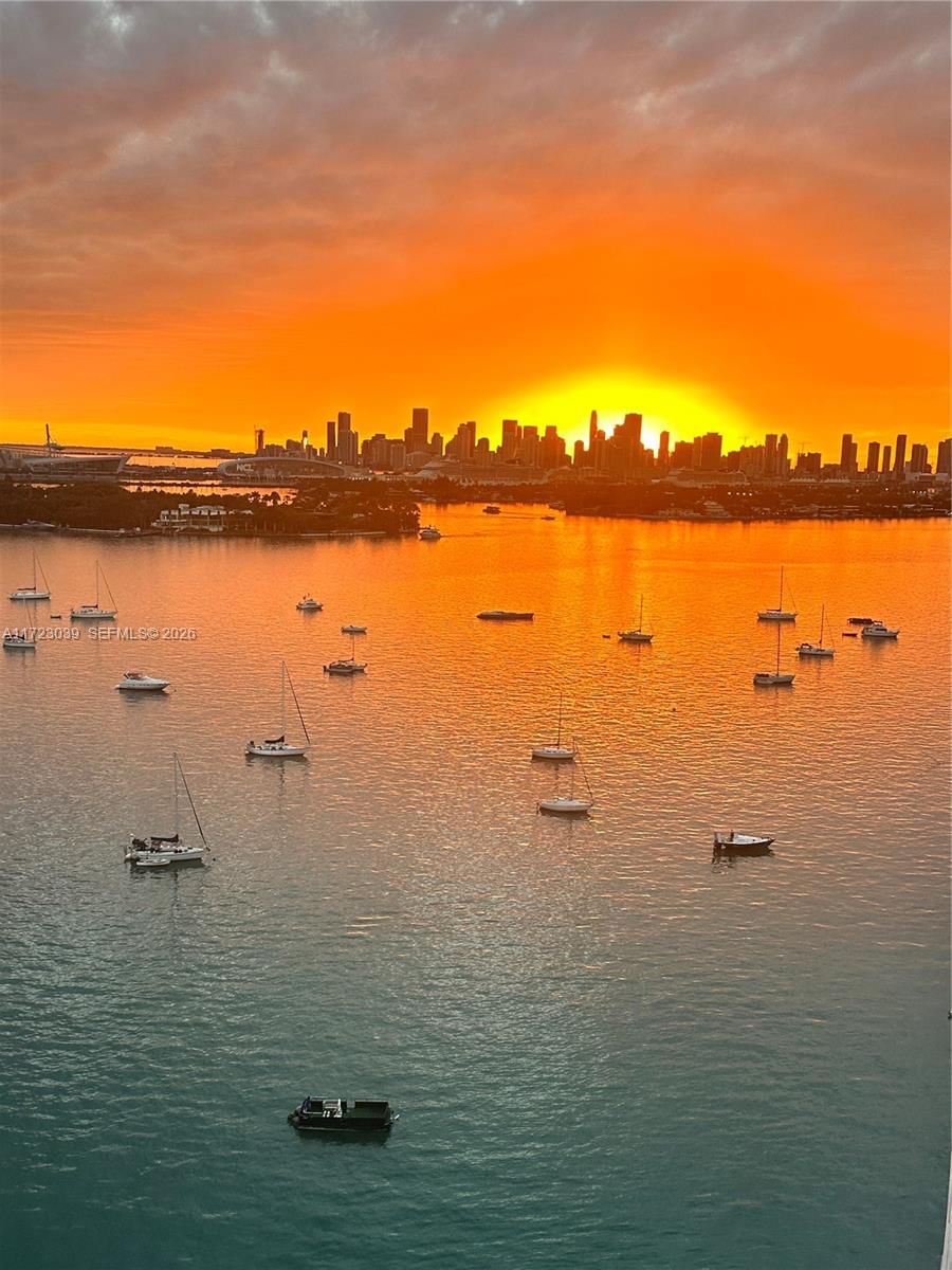 Real estate property located at 1330 West Ave #1904, Miami-dade, The Waverly At South Beac, Miami Beach, FL
