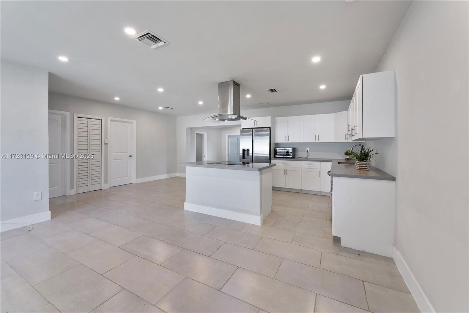 Real estate property located at 2830 156th St, Miami-dade, Golden Highlands Est, Miami Gardens, FL