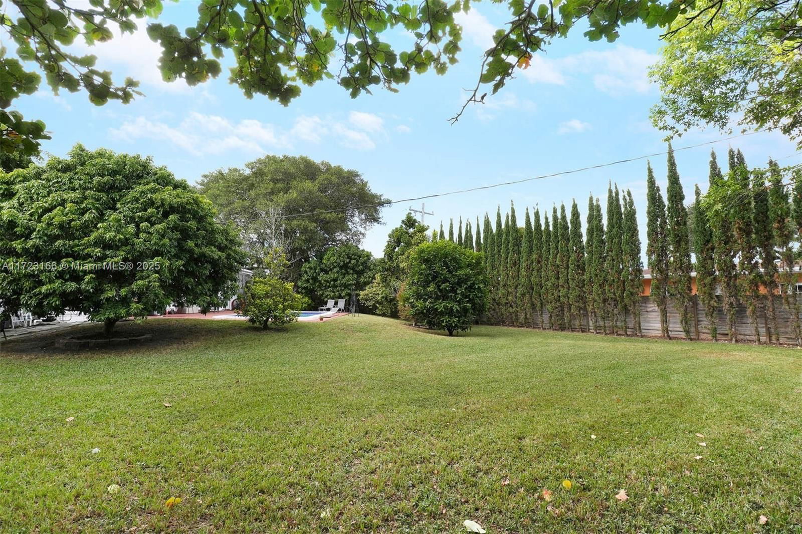 Real estate property located at 8715 81st St, Miami-dade, Cypress Cove Estates Sec, Miami, FL