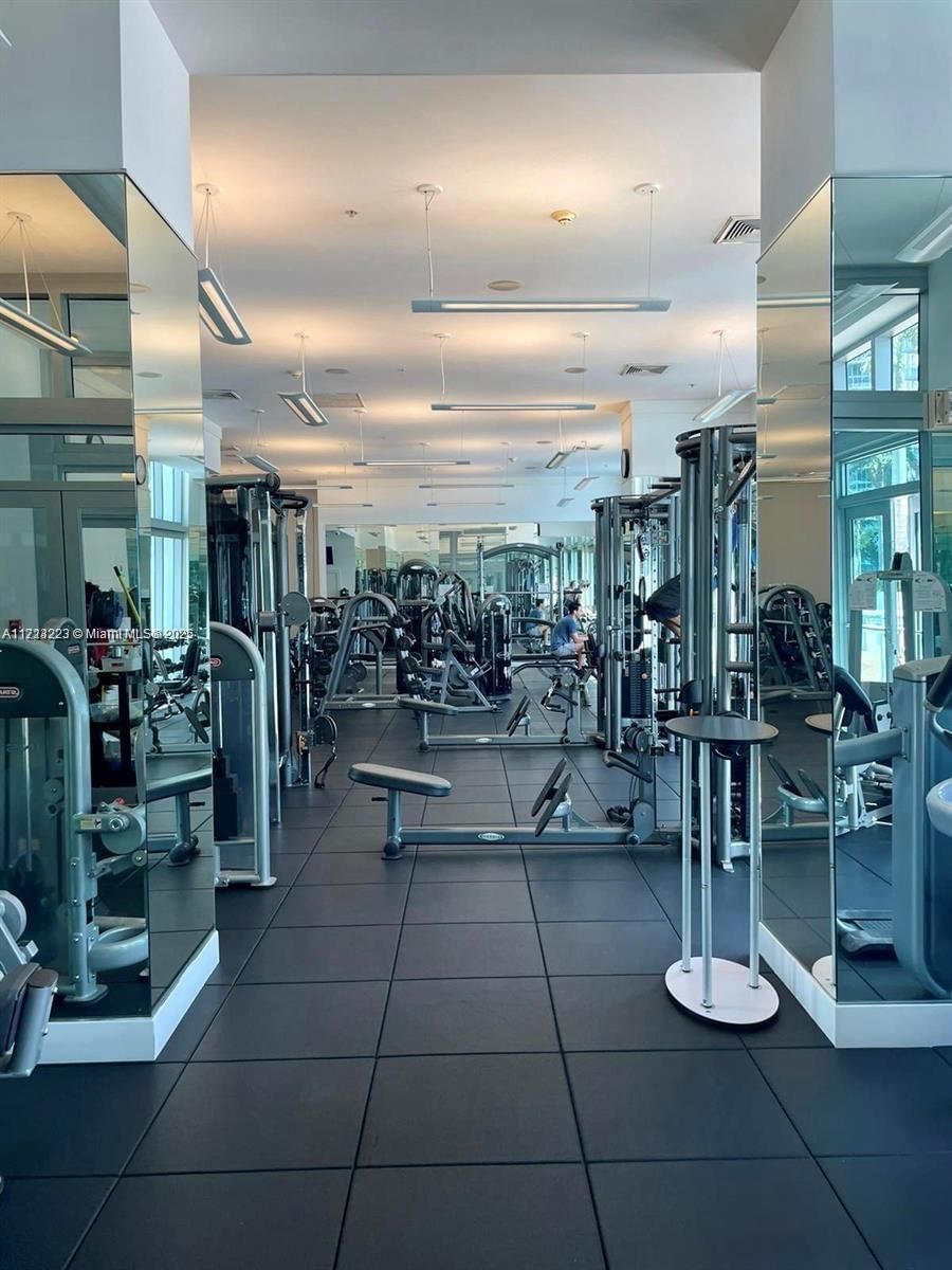 Real estate property located at 90 3rd St #3014, Miami-dade, Ivy Condo, Miami, FL