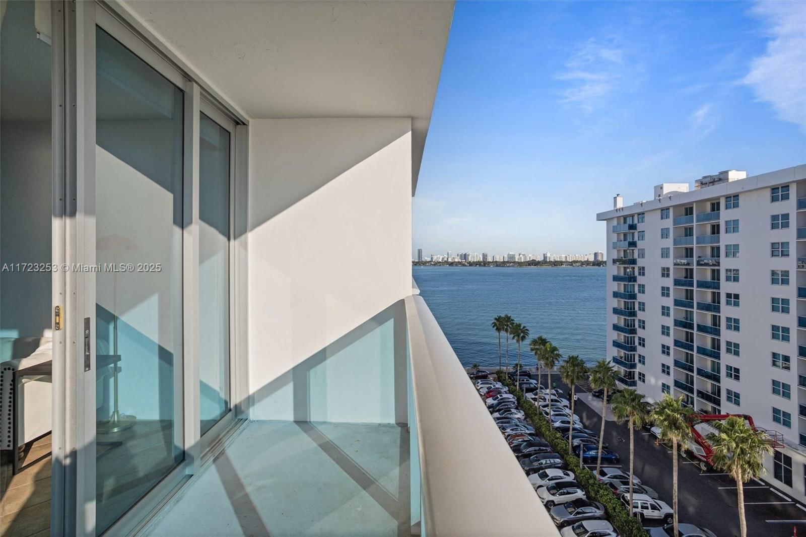 Real estate property located at 7501 Treasure Dr #8R, Miami-dade, Treasures On The Bay Ii C, North Bay Village, FL