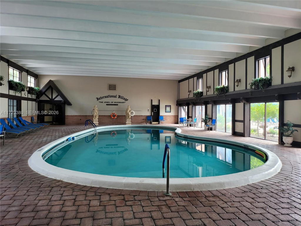 Real estate property located at 3750 Inverrary Dr #2Y, Broward, International Village At, Lauderhill, FL
