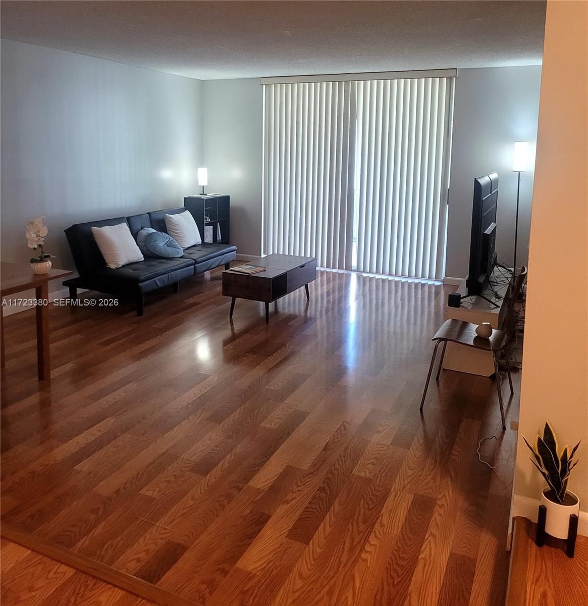 Real estate property located at 3750 Inverrary Dr #2Y, Broward, International Village At, Lauderhill, FL